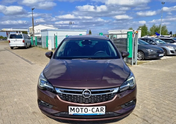 Opel Astra cena 38990 przebieg: 173000, rok produkcji 2016 z Stargard małe 667